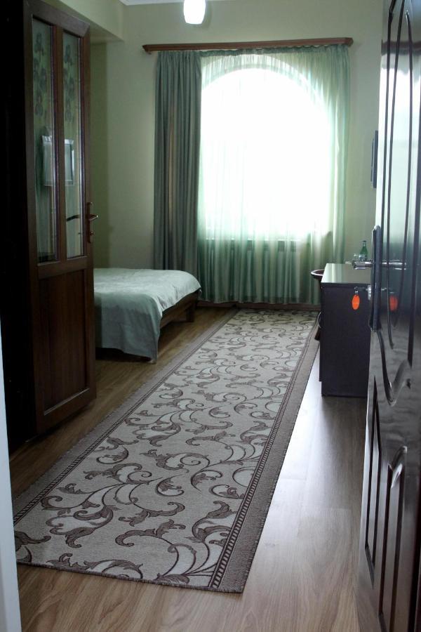 Golden Apricot Bed & Breakfast Gyumri Exterior photo